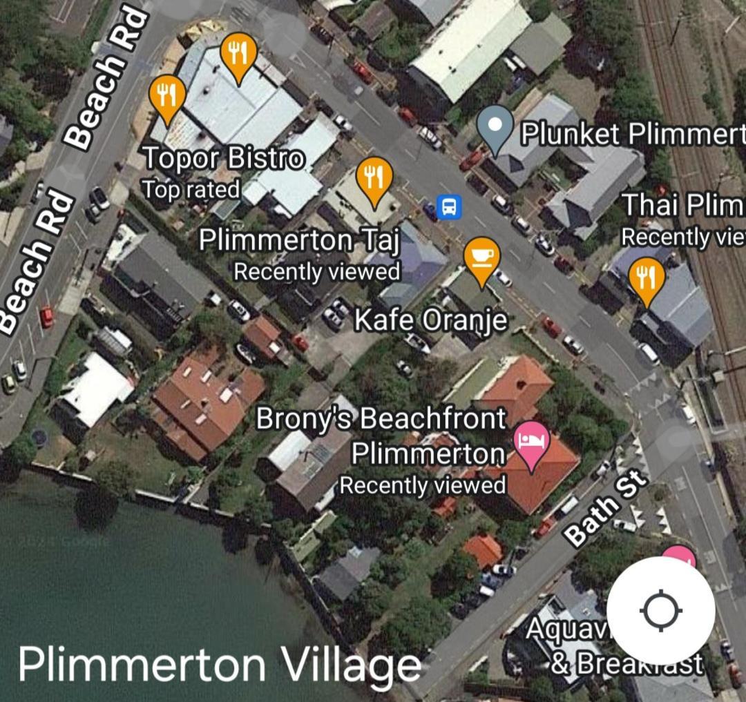 Brony'S Beachfront-Short And Long Term Stays Porirua Exterior foto