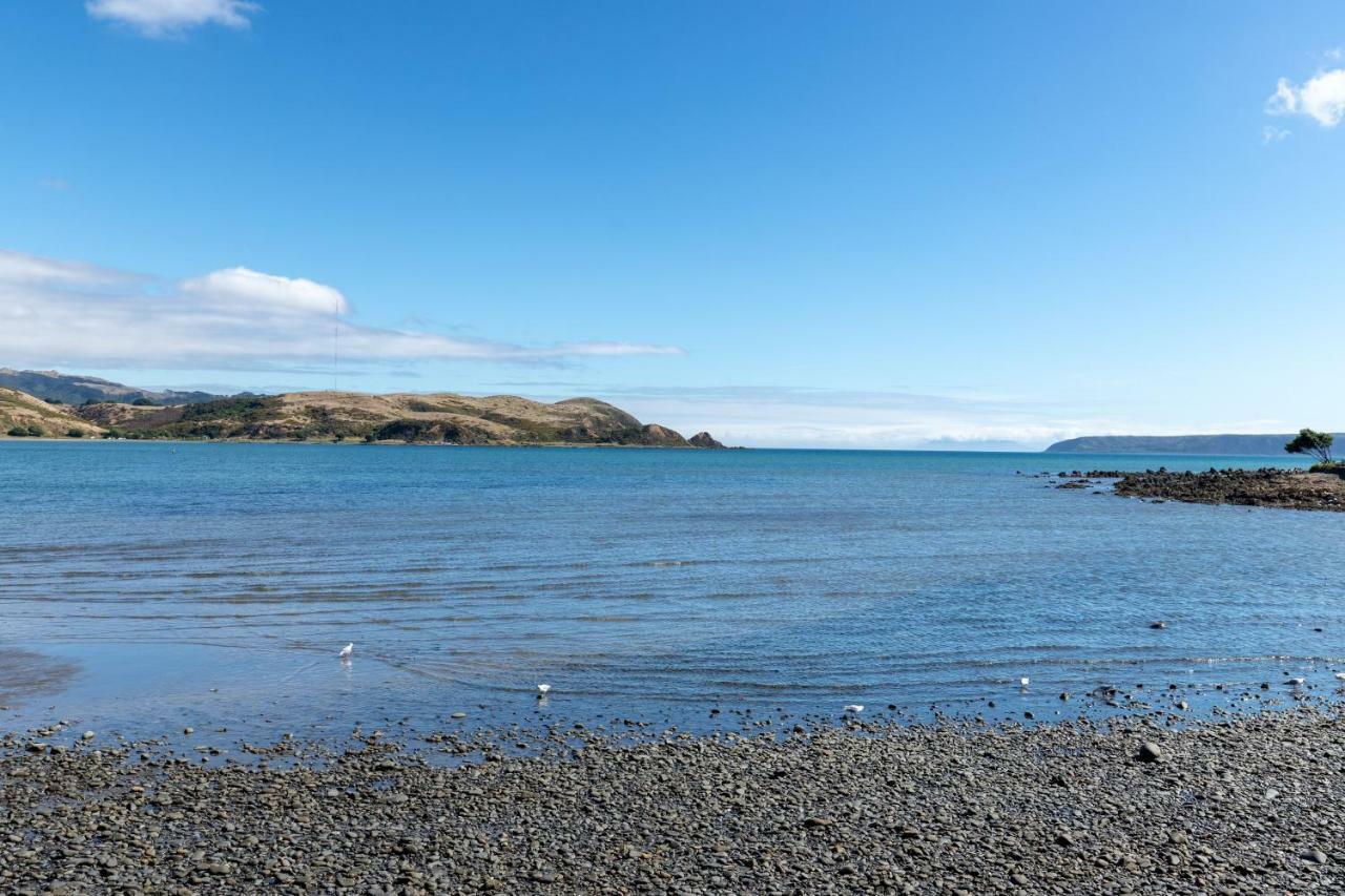 Brony'S Beachfront-Short And Long Term Stays Porirua Exterior foto